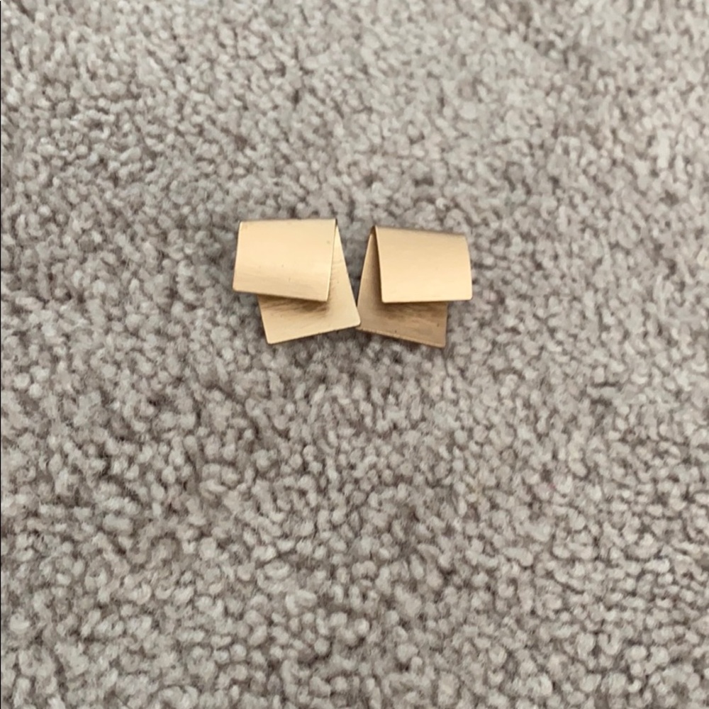 Unique style earrings